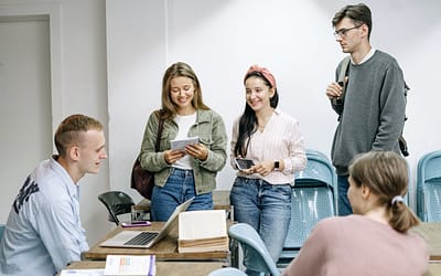 How to approach a new group of people: 12 easy ways