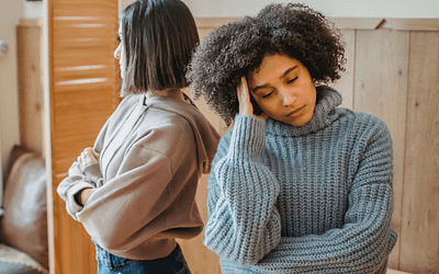 Signs someone doesn’t like you? 21 hints to look for