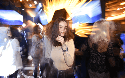“I don’t have any female friends” 15 reasons why