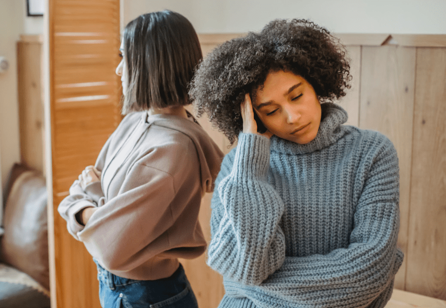 Signs someone doesn’t like you? 21 hints to look for